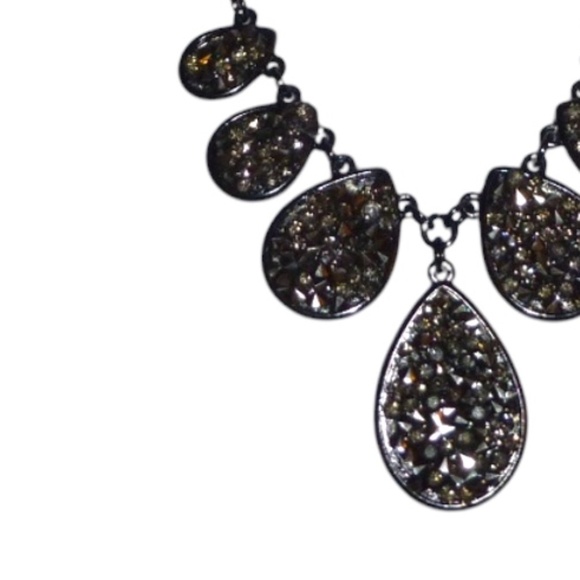 Dark Gray Necklace, Teardrop Pendants, with Crystal Pave Clusters, New Nwt - Picture 7 of 7